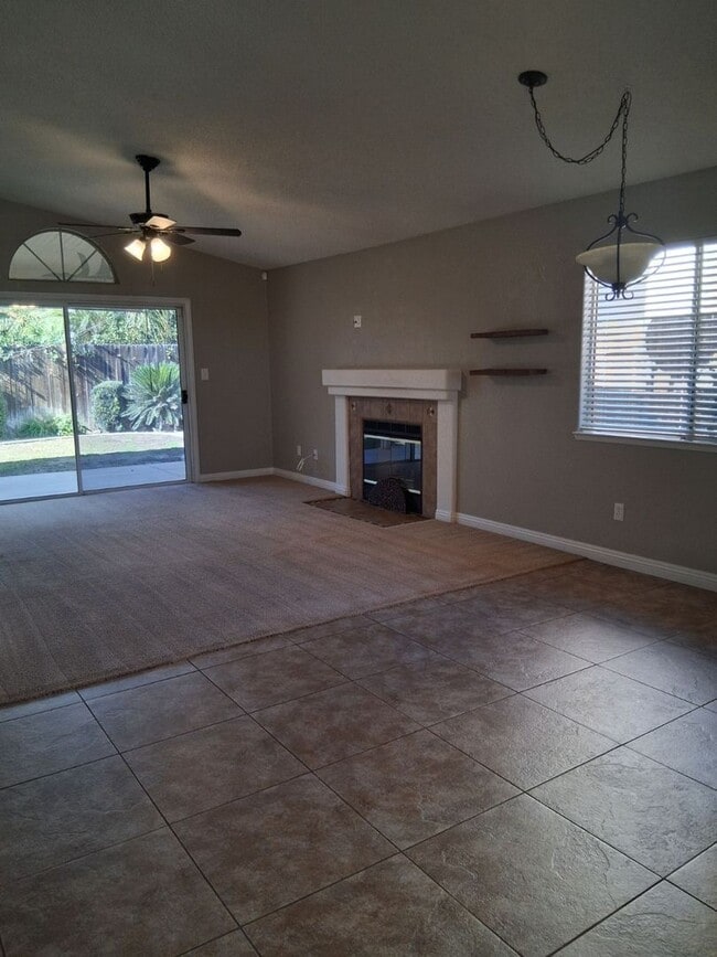 Building Photo - Beautiful Single-Story Home in Pheasant Run – Move-In Ready!