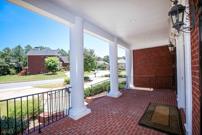 Building Photo - 1660 Briergate Dr