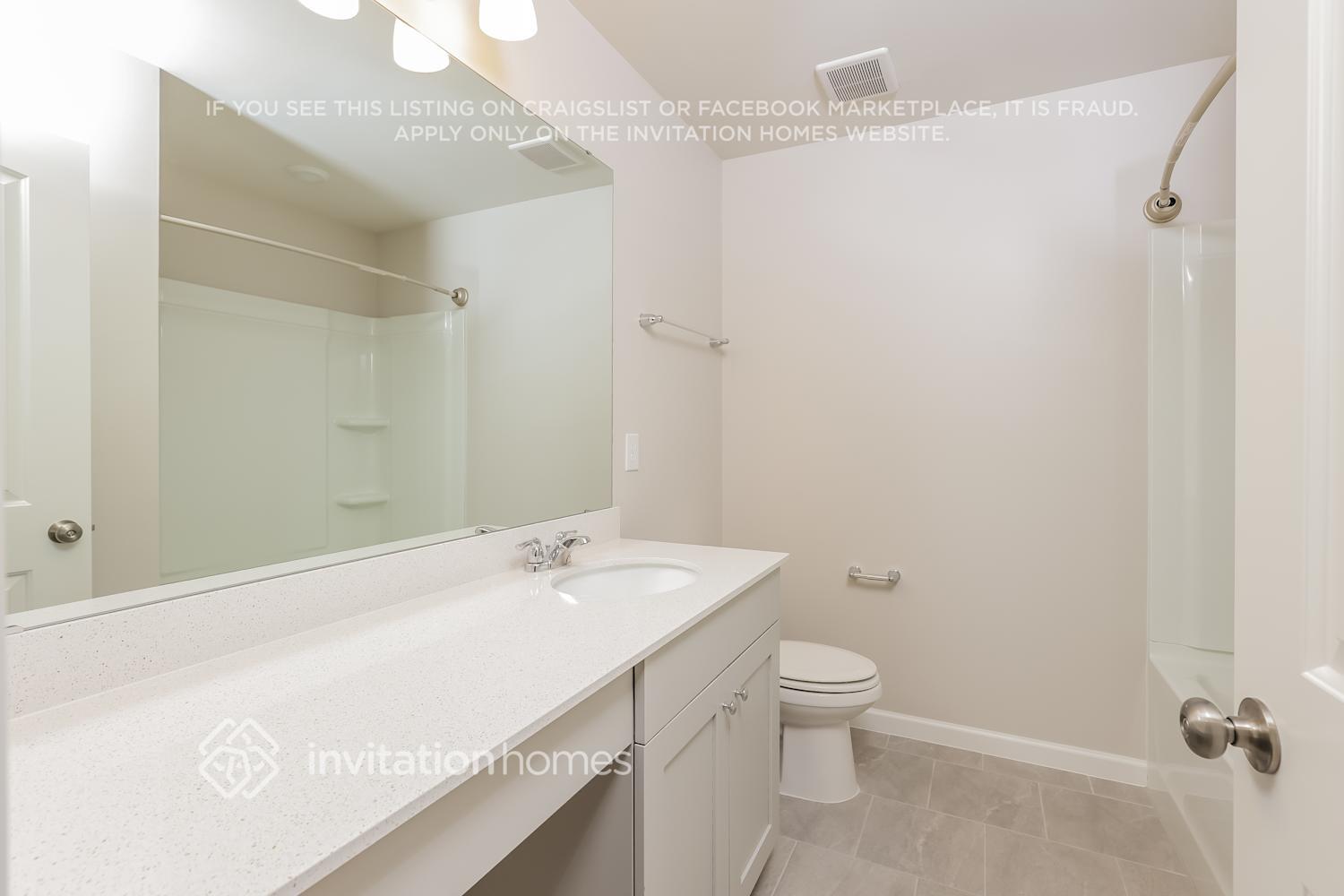 Building Photo - 780 Amarra Dr