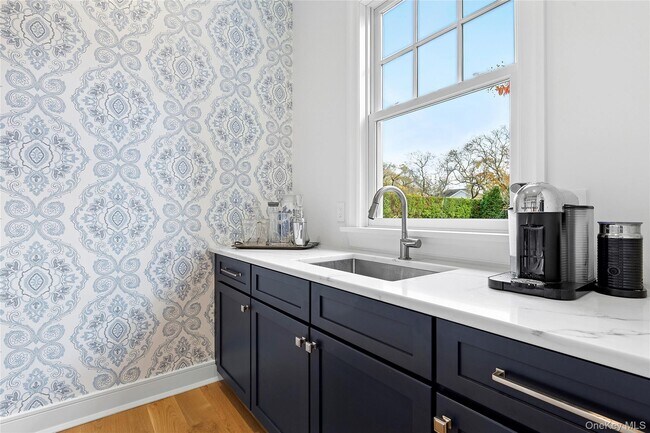 Building Photo - 165 Oneck Ln