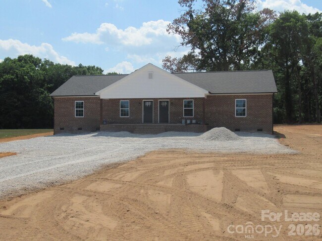 Building Photo - 429 Northbrook III School Rd