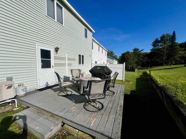 Building Photo - 155 Dorr Dr