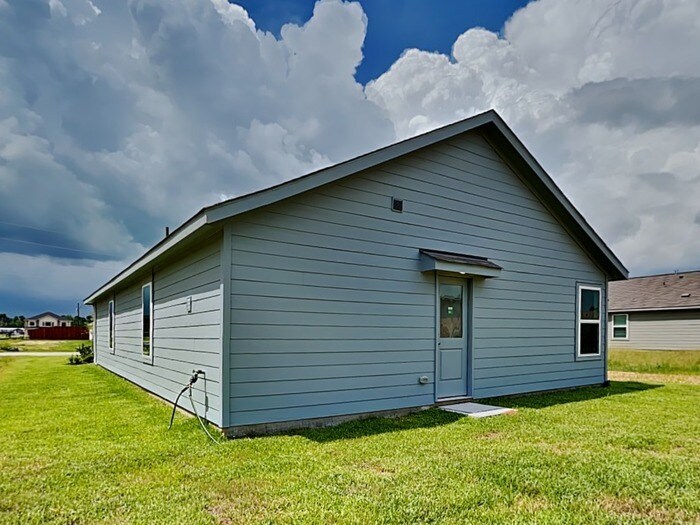 Building Photo - 18719 Barrichello Dr