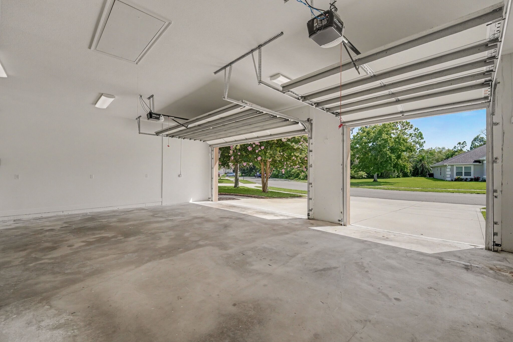 Building Photo - 2934 Tuscarora Ct