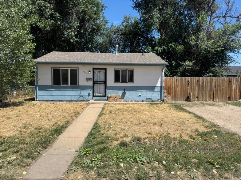 Primary Photo - 5210 Ingalls St