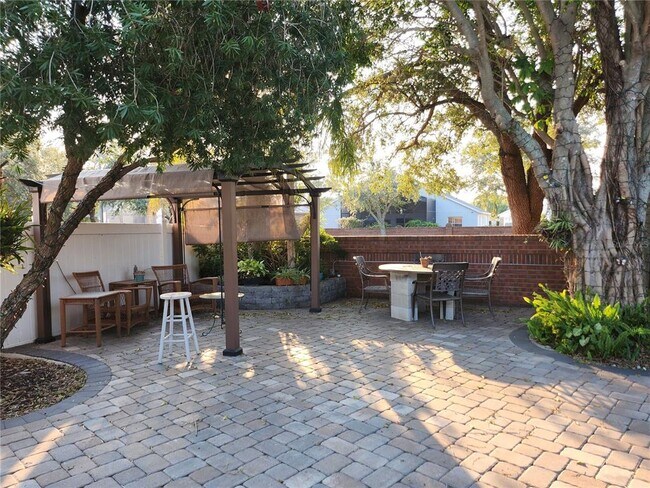 Building Photo - 12212 Holly Jane Ct