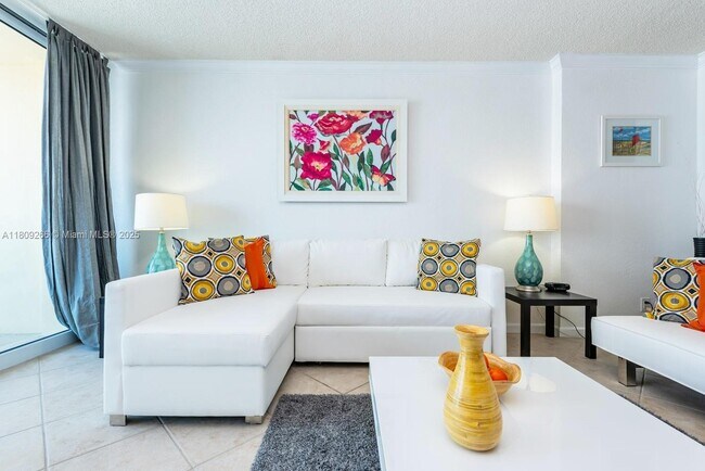 Building Photo - 2501 S Ocean Dr