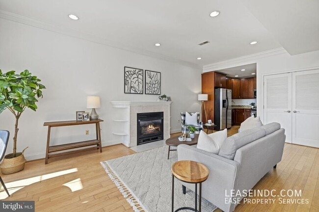 Building Photo - 21 Q St NW