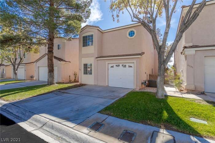 Building Photo - 6027 Chisolm Trl