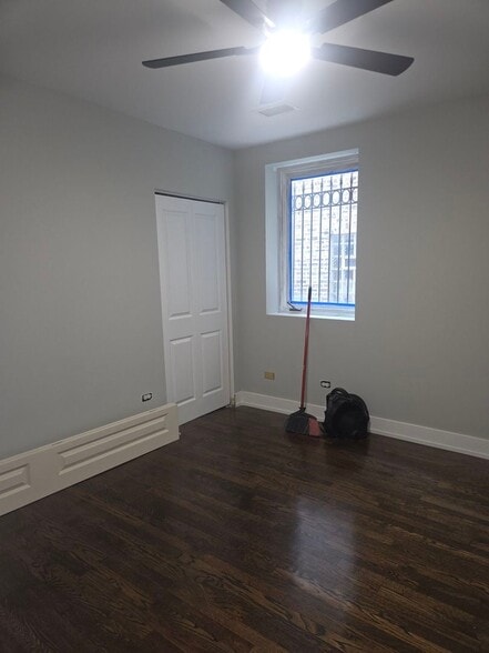 Building Photo - 2618 N Mozart St