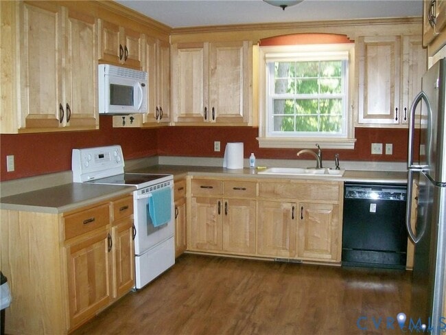 Building Photo - 1243 Peck Rd