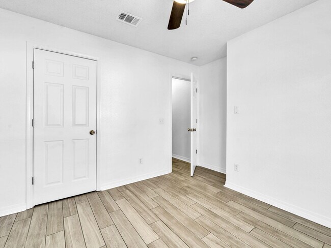 Building Photo - 763 Pearl Sand Dr