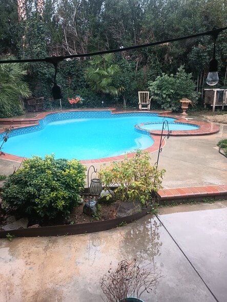 Building Photo - 5852 Almond Valley Way