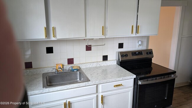 Building Photo - 1411 N Washington Ave