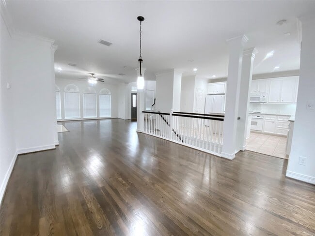 Building Photo - 1405 Prospect St