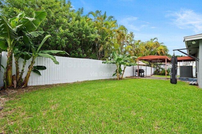 Building Photo - 14290 SW 287th St