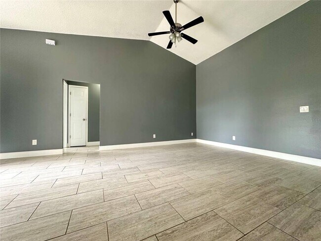 Building Photo - 1516 Crosswind Cir