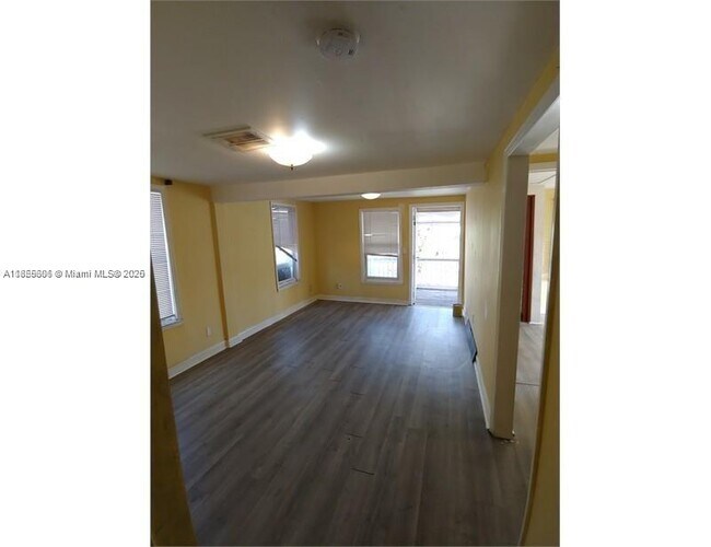 Primary Photo - 241 NW 5th Ave