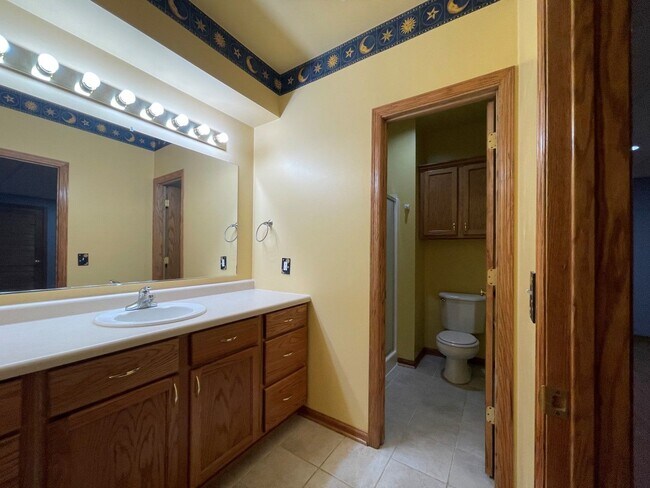 Building Photo - 4014 Buccaneer Blvd