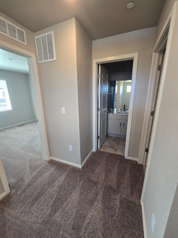 Building Photo - 4833 Autumn Leaf Dr