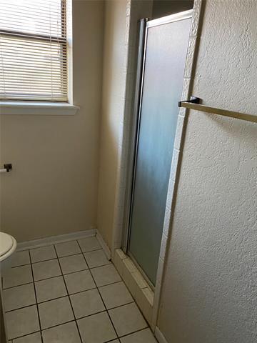 Building Photo - 6209 Live Oak Trail