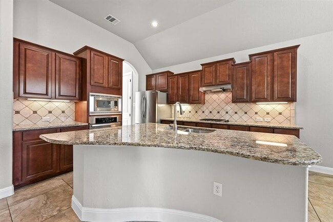 Building Photo - 645 Clear Springs Hollow