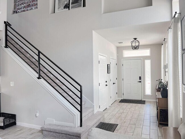 Building Photo - 6313 Arbor Crest Ln