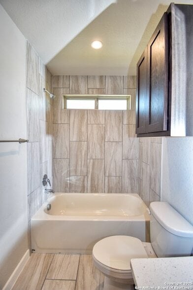 Building Photo - 8307 V. Pisa