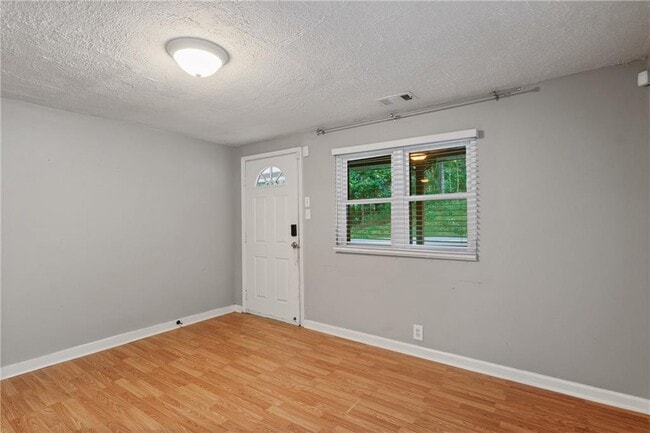 Building Photo - 562 Patillo Rd
