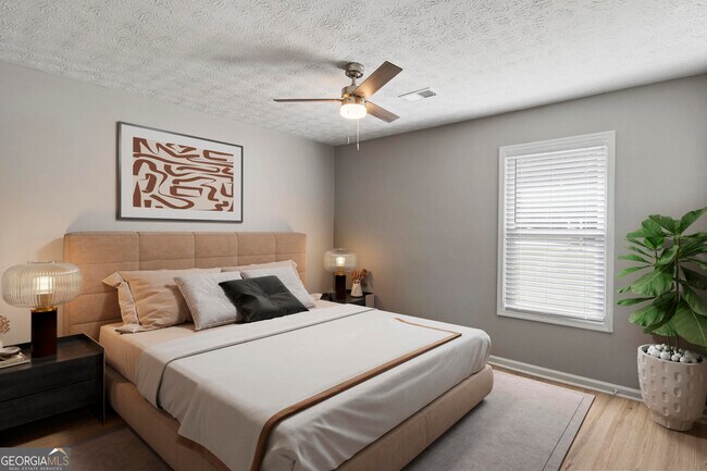 Building Photo - 5452 Glen Haven Dr