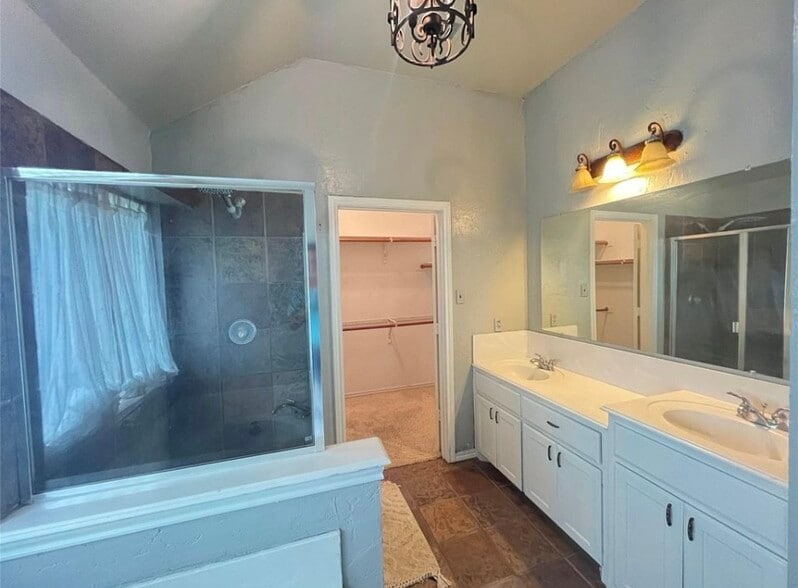 Building Photo - 5524 Glenview Ln