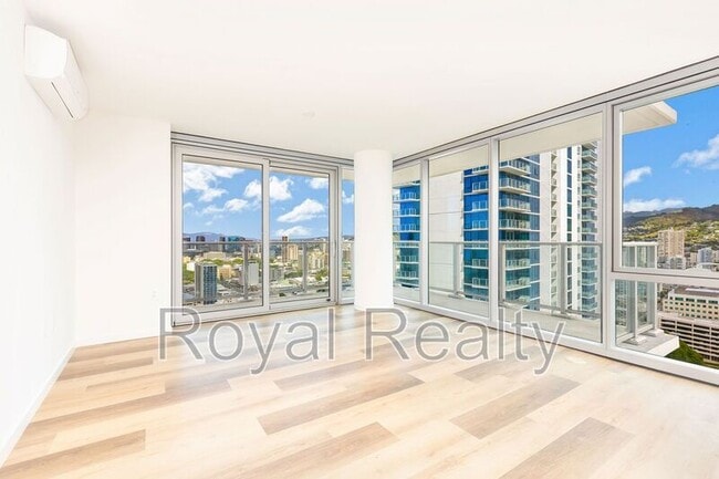 Building Photo - 1500 Rycroft St