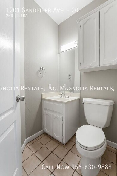 Building Photo - 1201 Sandpiper Ave