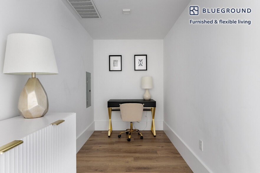 Building Photo - 1288 Howard St