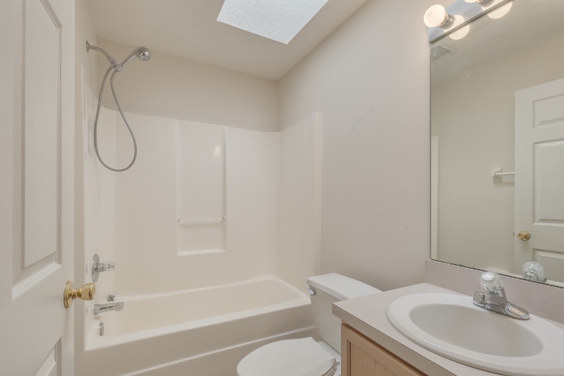 Building Photo - 132 Marsh Island Cir