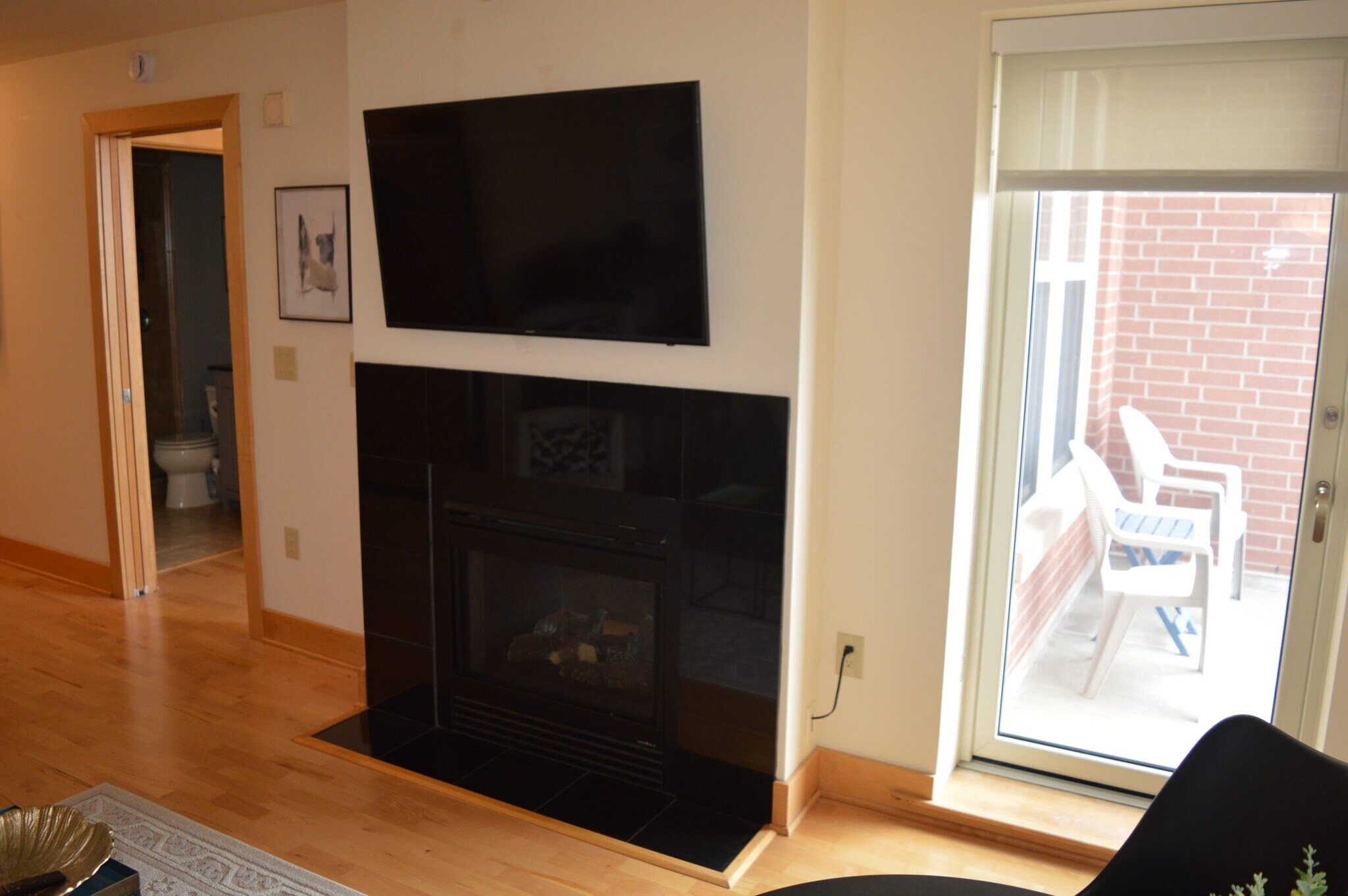 Building Photo - 333 W Mifflin St