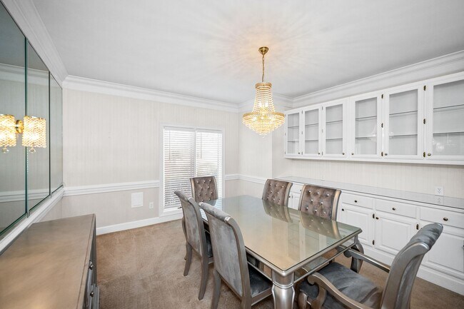 Building Photo - 601 Willow Point Ct