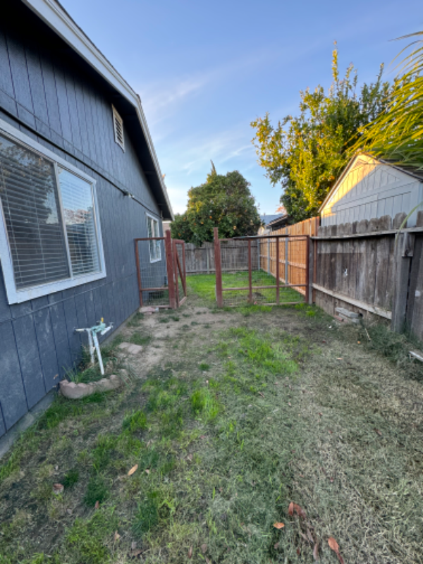 Building Photo - 1450 Whyler Rd