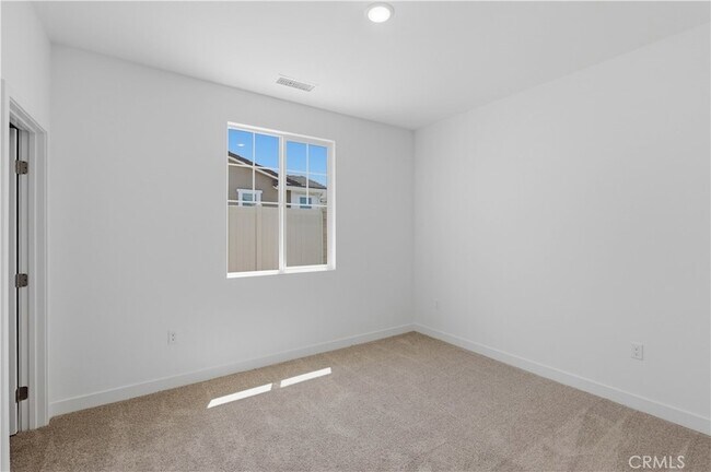 Building Photo - 11647 Saddleback Dr