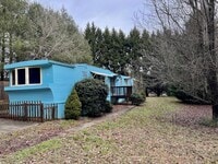 Building Photo - 27 Mandalay Dr