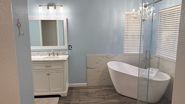 Building Photo - 3 Bed home with RV Parking for Rent in Murrieta