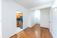 Building Photo - 1541 Metropolitan Ave