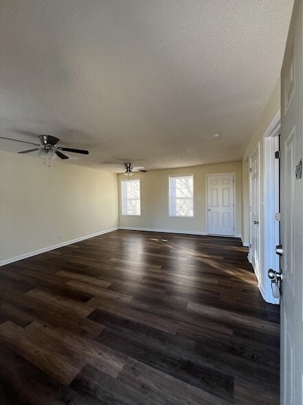 Building Photo - 132 Ballygar St