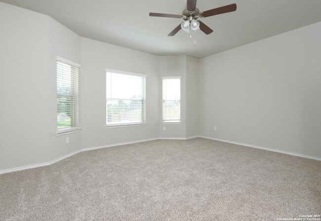 Building Photo - 1609 Ranch House