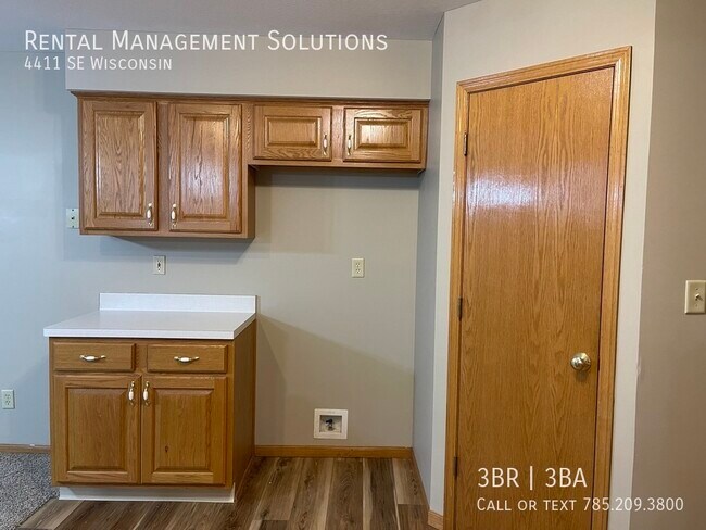 Building Photo - *SHAWNEE HEIGHTS SCHOOL DISTRICT* 4411 SE ...