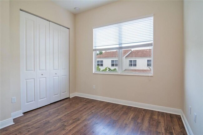Building Photo - 12414 NW 17th Ct