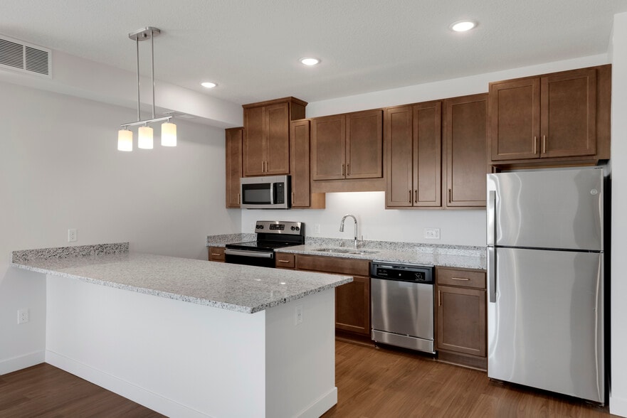 Sonder House 5801 N Xerxes Ave Brooklyn Center MN 55430 Apartment