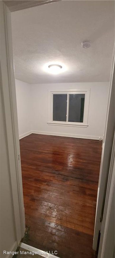 Building Photo - 3 br, 2 bath House - 139 South Maple Avenue