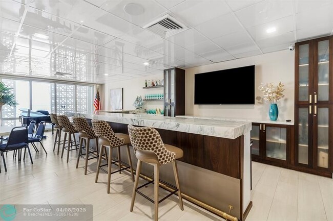 Building Photo - 3500 Galt Ocean Dr