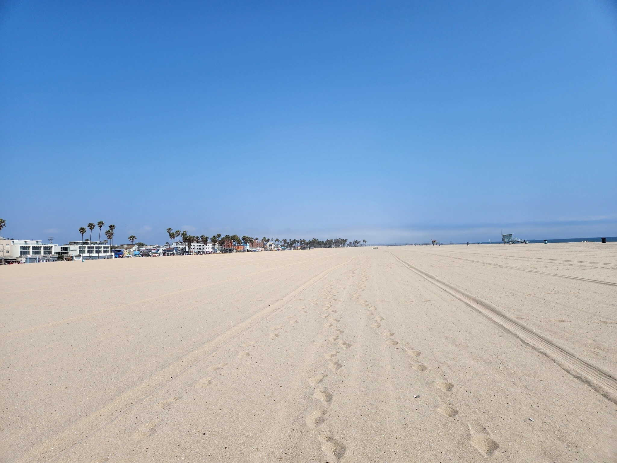 VENICE BEACH - 49 Dudley Ave